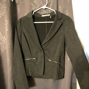 Grey blazer